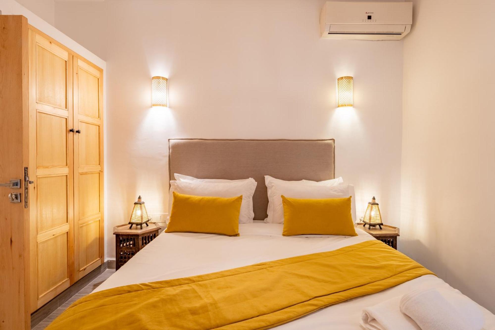 Vakantiehuis Swan-exclusif - Piscine Chauffee - Petit Dejeuner
